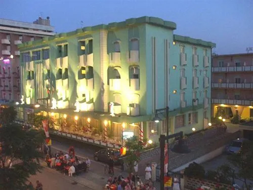 Hotel Serena