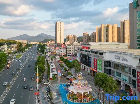 Guangzhou Conghua Yuanda Plaza Warm City Residence