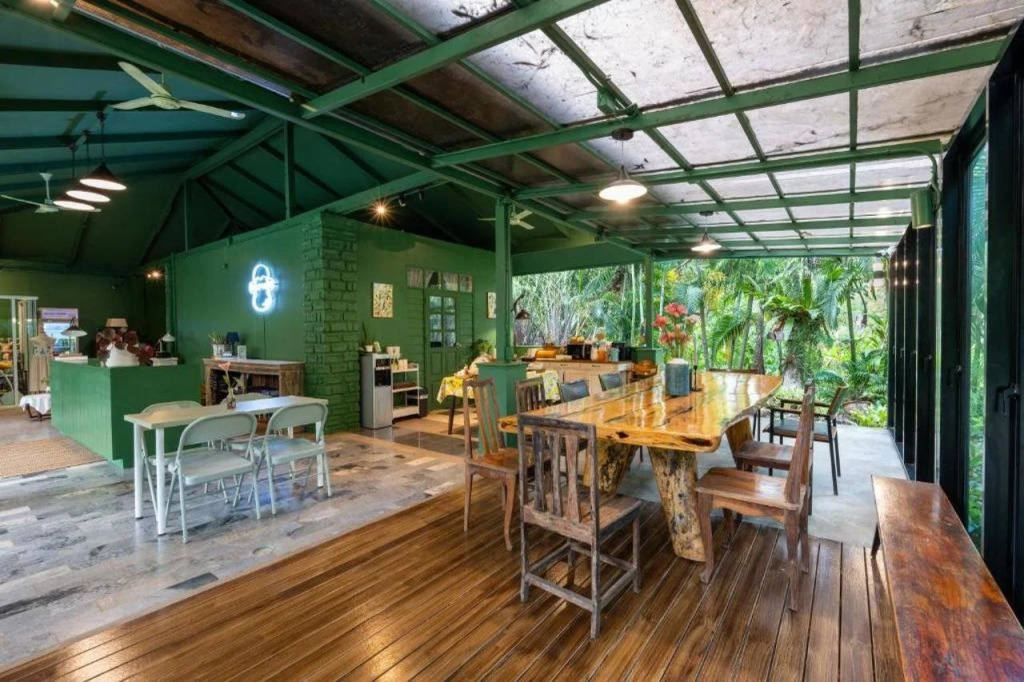 Blu Monkey Pooltara Krabi Hotel & Villas Pet Friendly