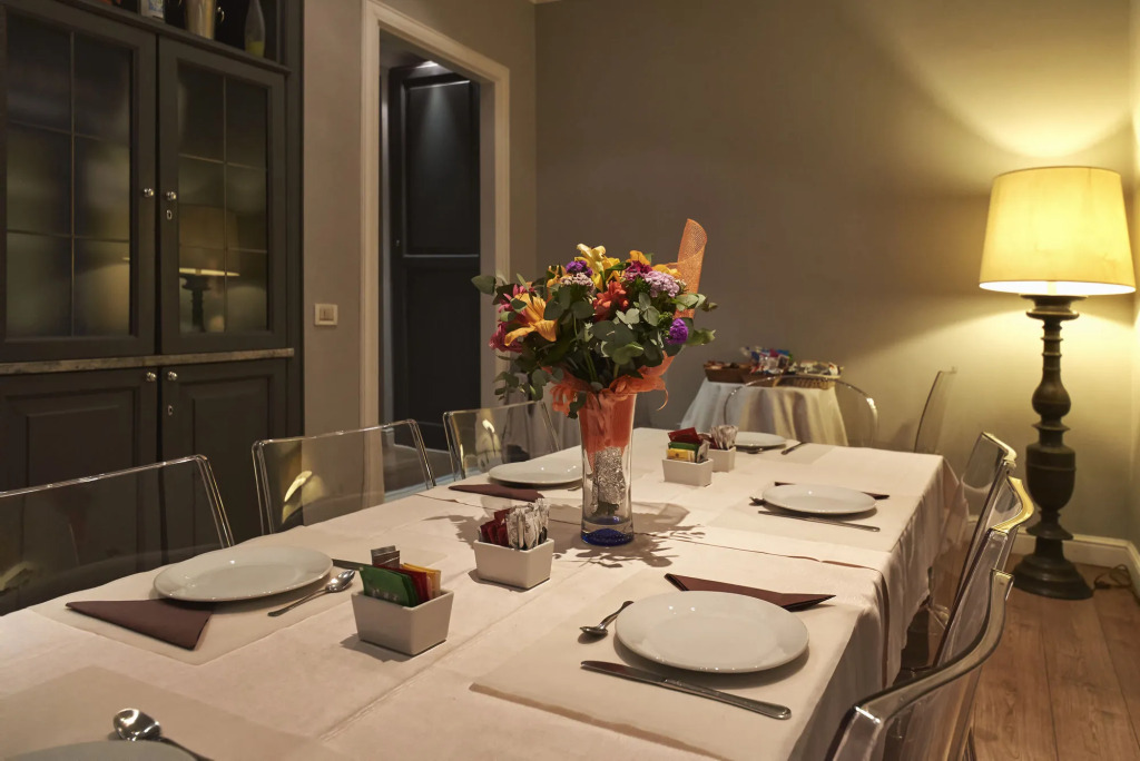Townhouse Condotti 29