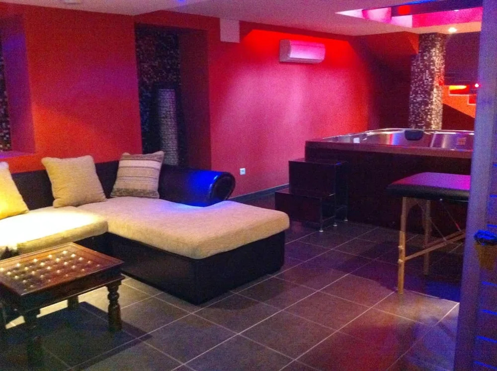 Apartment With 2 Bedrooms in Beausoleil, With Wonderful City View, Furnished Terrace and Wifi - 2 km From the Beach