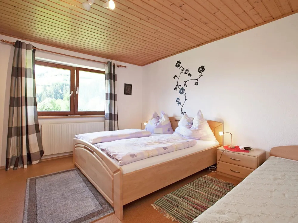Splendid Apartment With Garden in Sankt Johann im Pongau