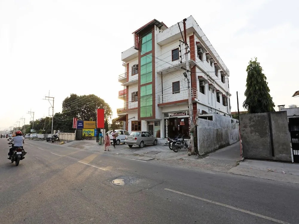 OYO 19820 Hotel Aanandan Residency