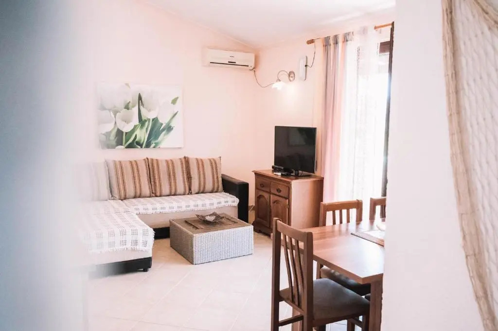 Bivalvia Apartments