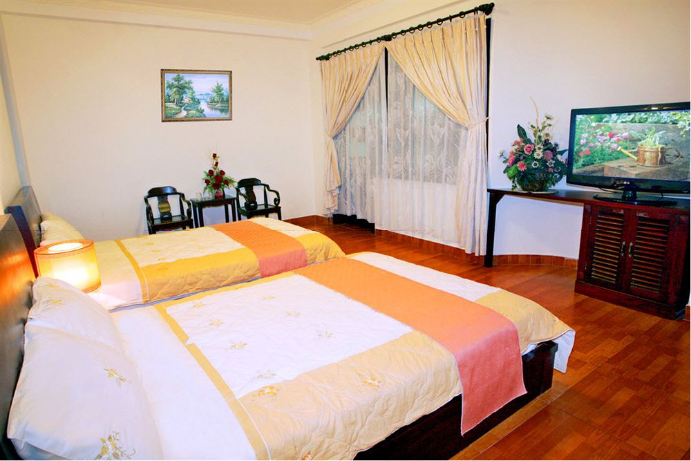Pha Le Xanh 1 Hotel