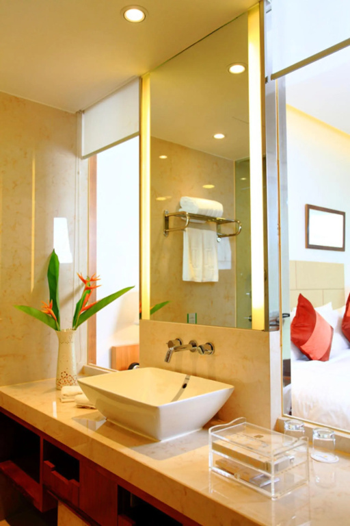 Отель Mingshen Golf & Bay Resort Sanya