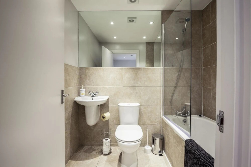 Bright Mornington Avenue Apartment II- KDW02