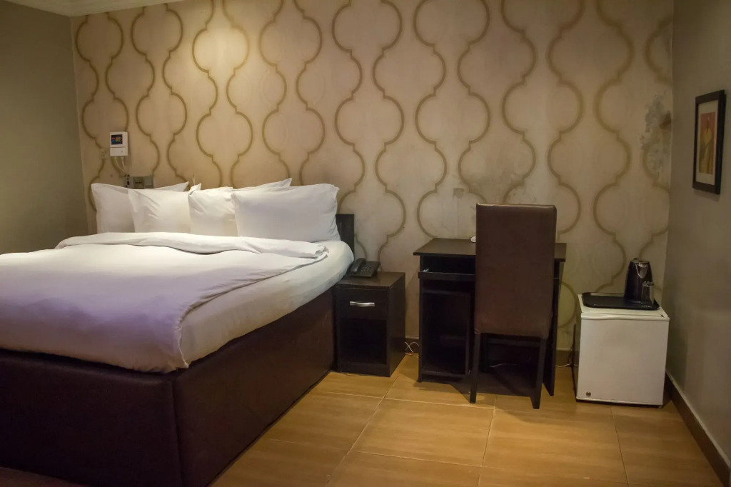 Triple Tee Hotel