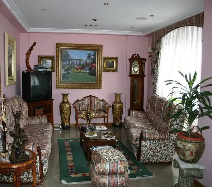 Hotel De Borleña