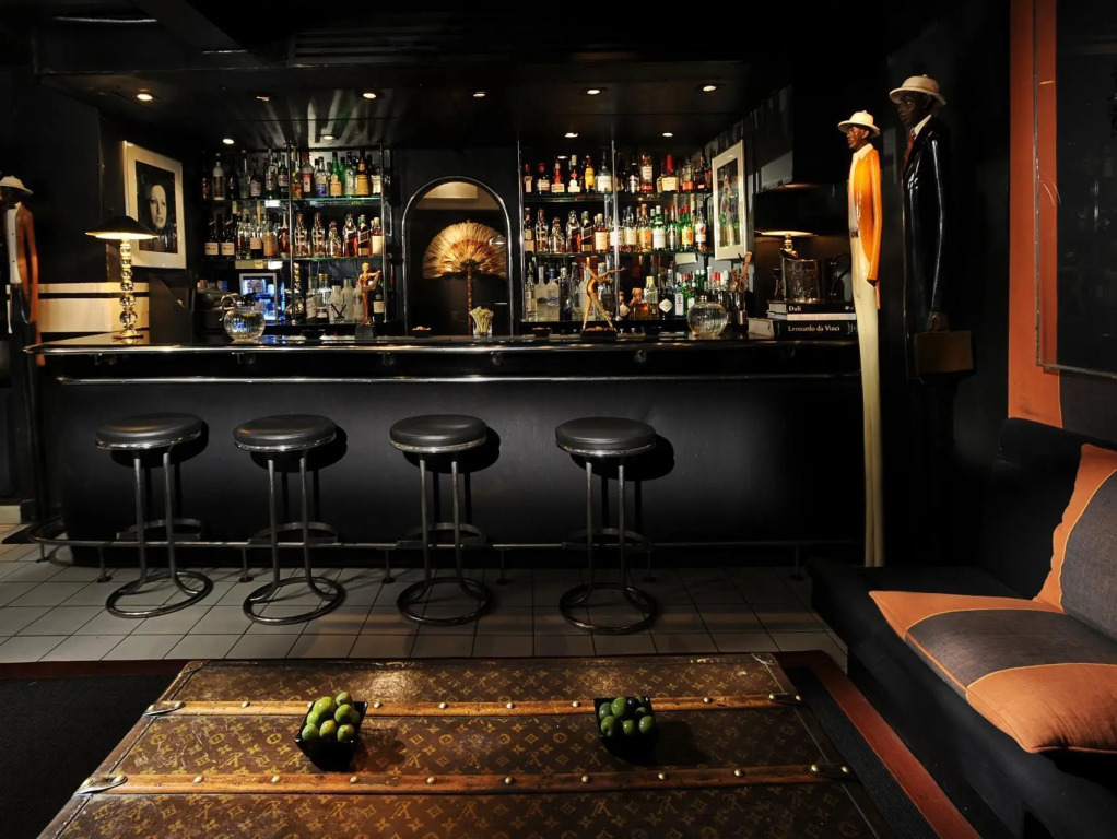 Blakes Hotel