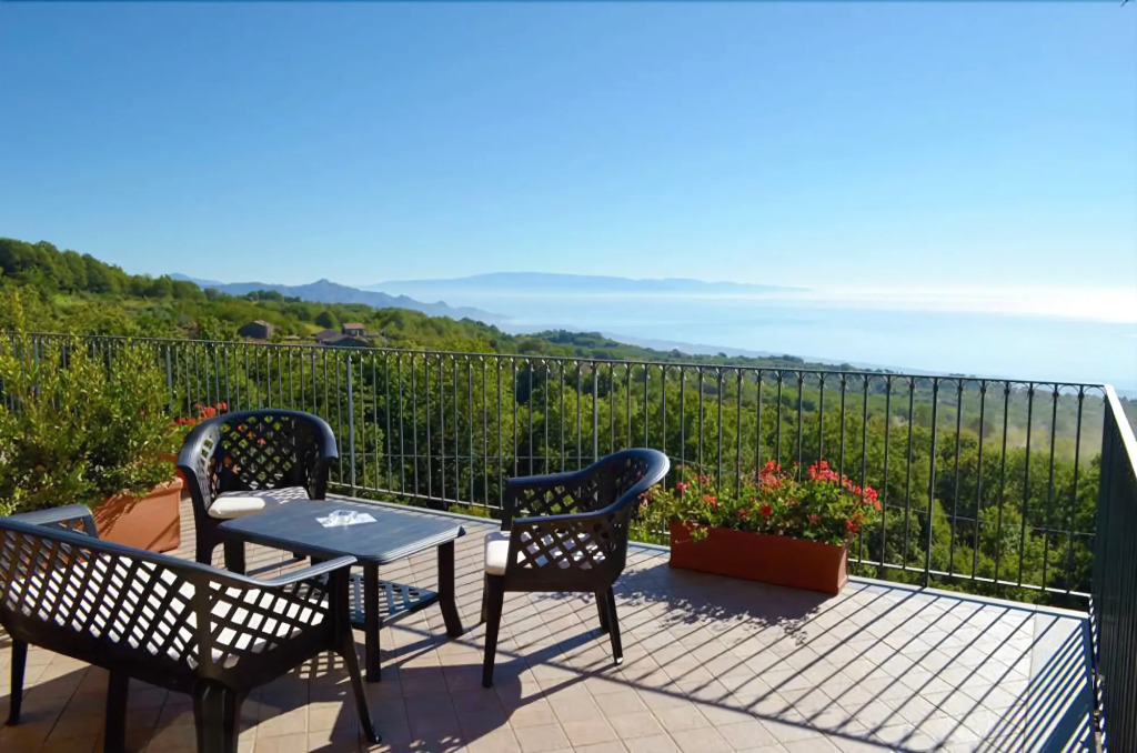 LInfinito Agriturismo - Rooms & Breakfast
