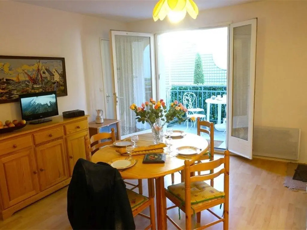 Appartement Bagnères-de-Luchon, 2 pièces, 4 personnes - FR-1-313-123