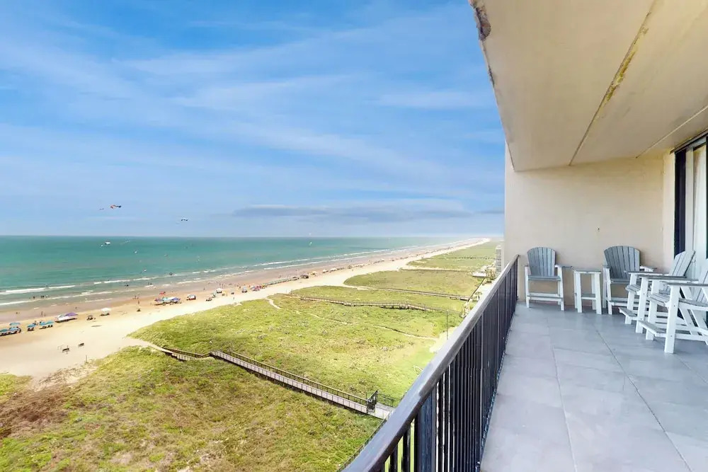 3BR All-suite Penthouse: Suntide III - Unit 1103