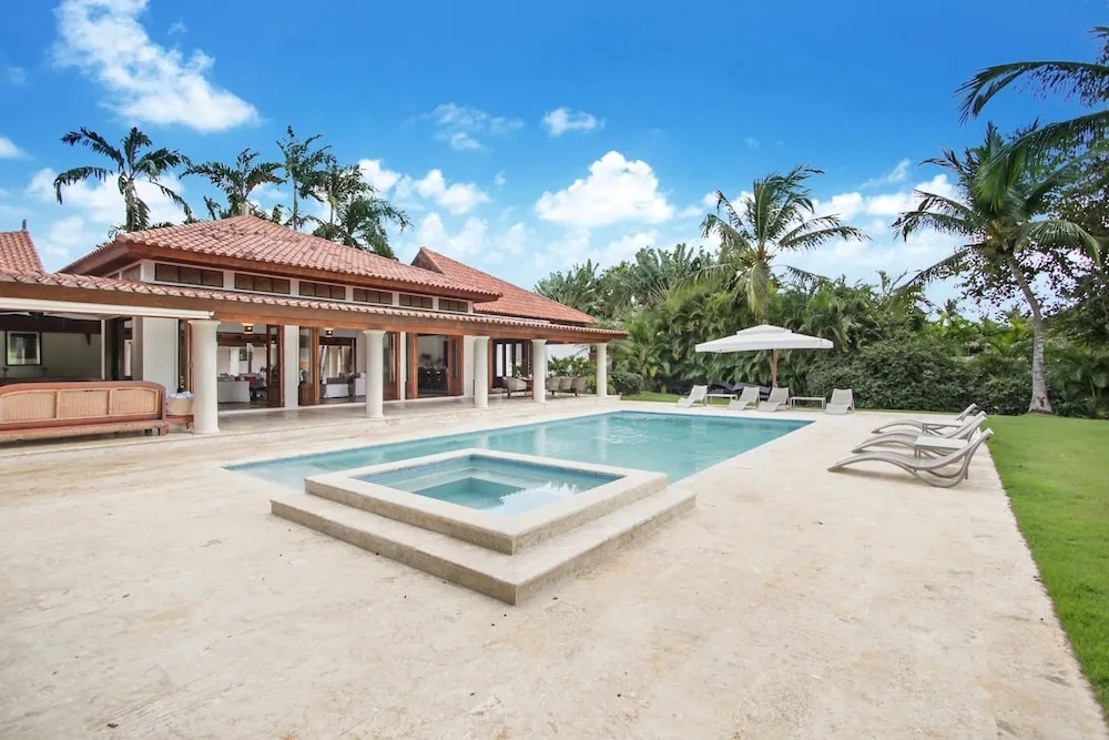 Gorgeous Villa at Casa de Campo With Large Pool Chef Maid and 2 Golf Carts