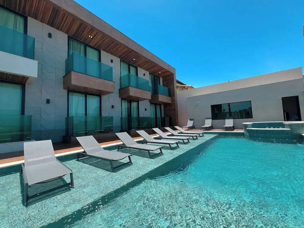 Marino Beach Hotel