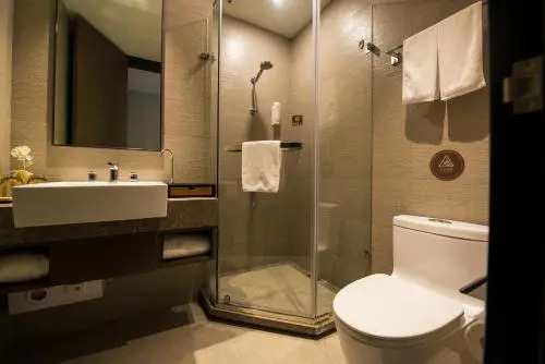 Home Inn Plus Shanghai Yushan Road Yuanshen Sports Center