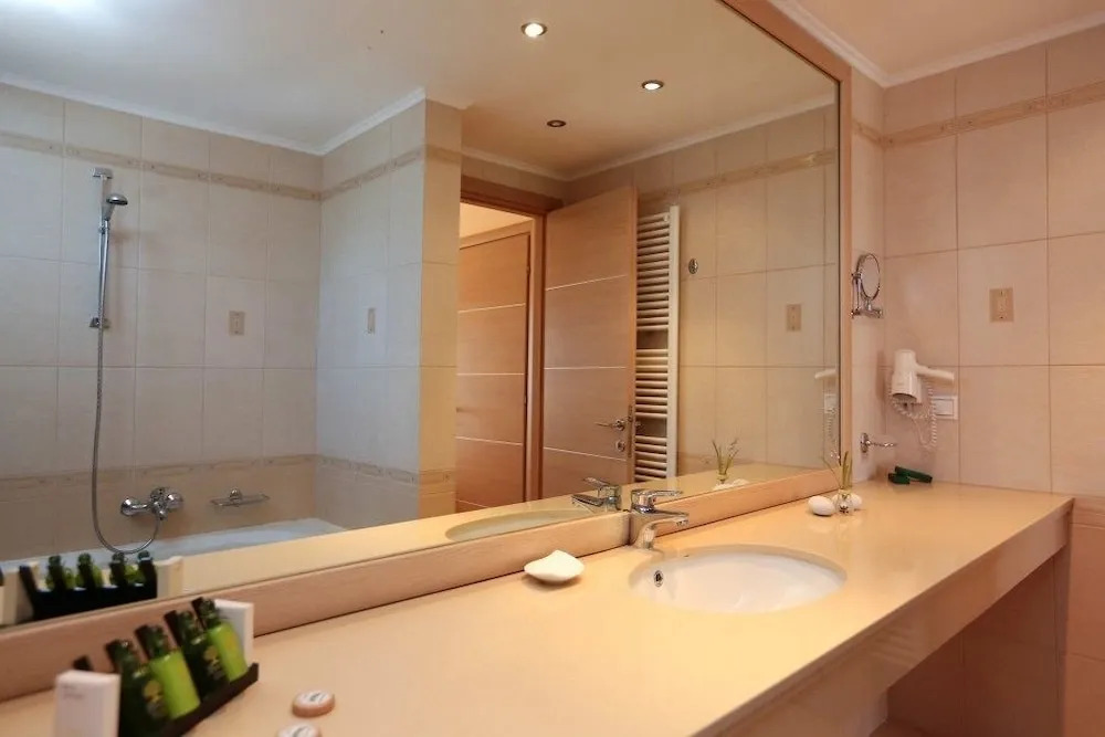 Mythos Luxury Villa-Skiathos
