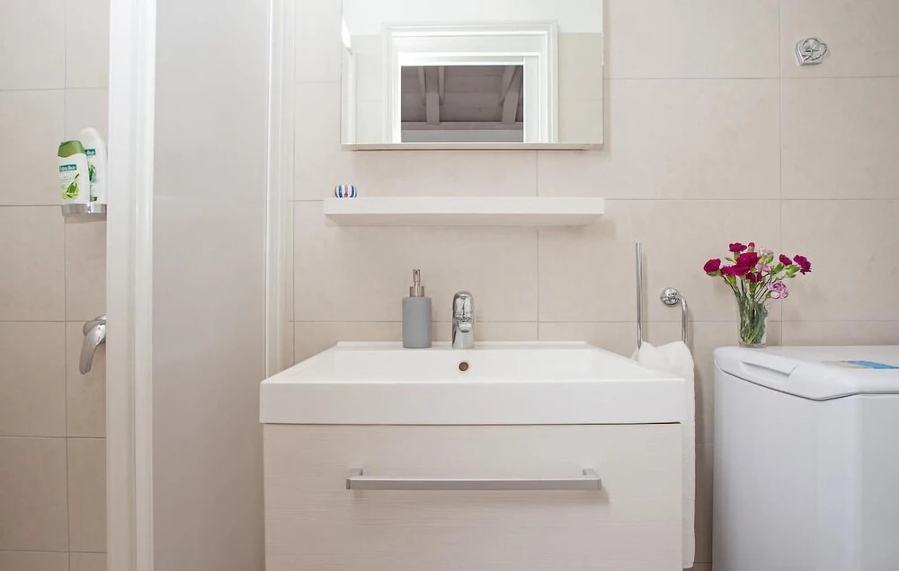 Awesome Home in Dubrovnik With Wifi and 3 Bedrooms
