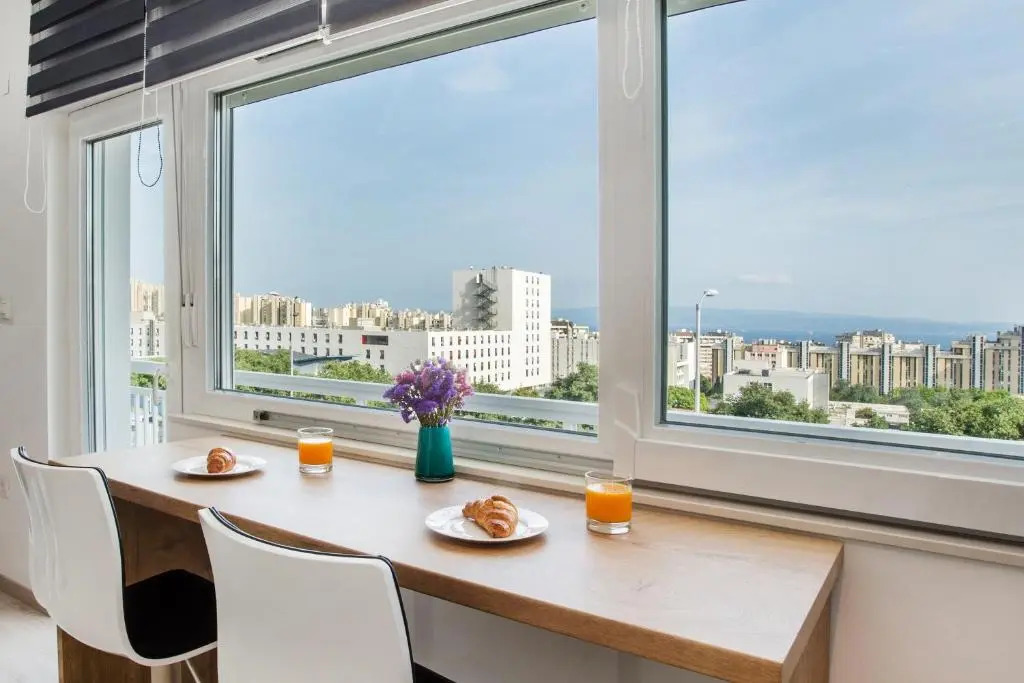 AC Apartment