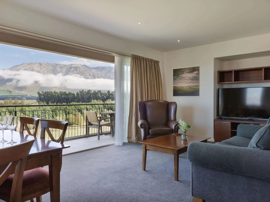 Fable Terrace Downs Resort by Mgallery