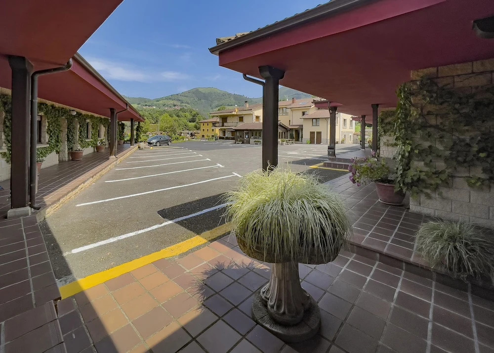 Hotel Rural "La Ruta De Cabrales"