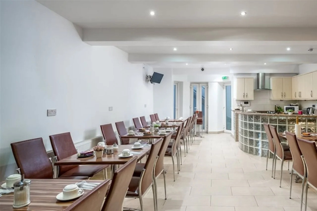 Abbey Hotel, London Shepherds Bush