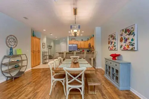 304 Island Key