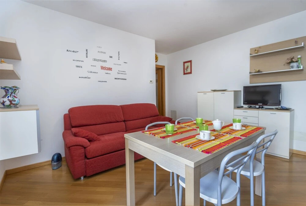 Ai Gelsomini-APT with Terrace & Parking