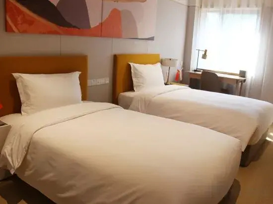 Bejing Yanqing Alpine Skiing Resort Hotel