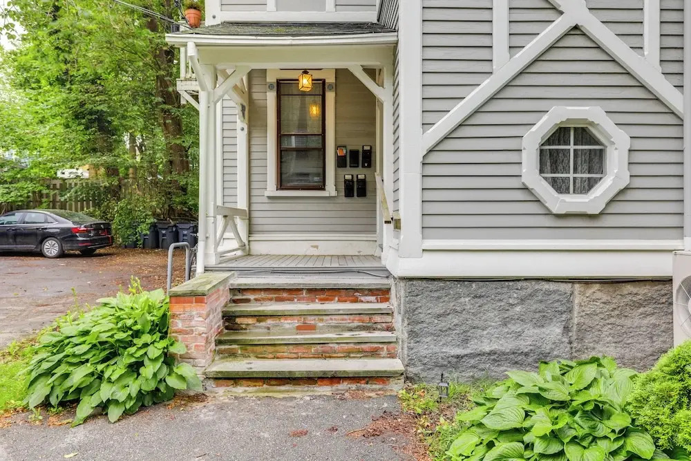 1 Mi to Dtwn Providence: East Side Retreat!