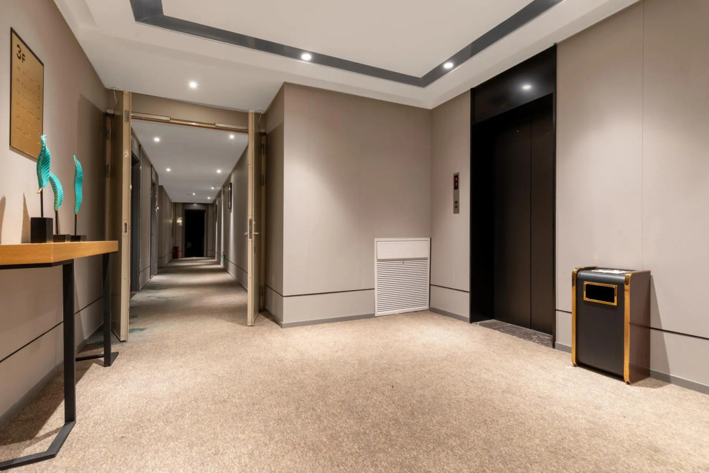 Homeinn Selected Hotel (Shenzhen Convention & Exhibition Center Gangxia Subway Station)