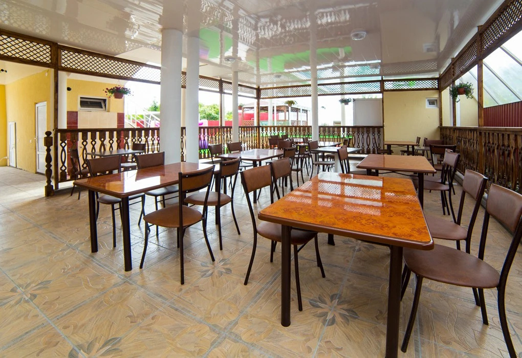 Kristall Guesthouse
