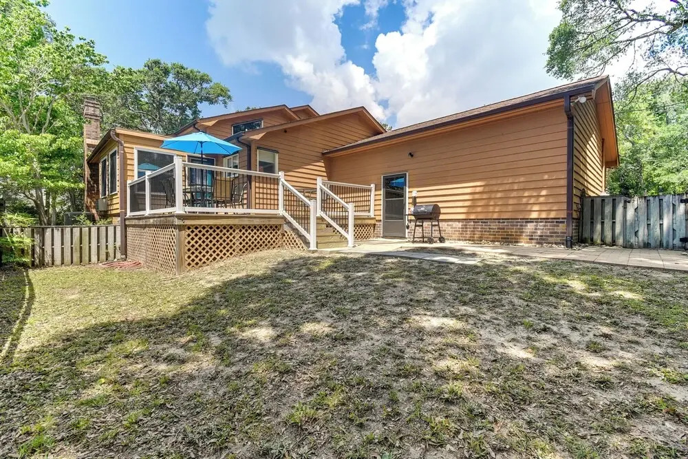 Walk to North Myrtle Beach: Family-friendly Home!