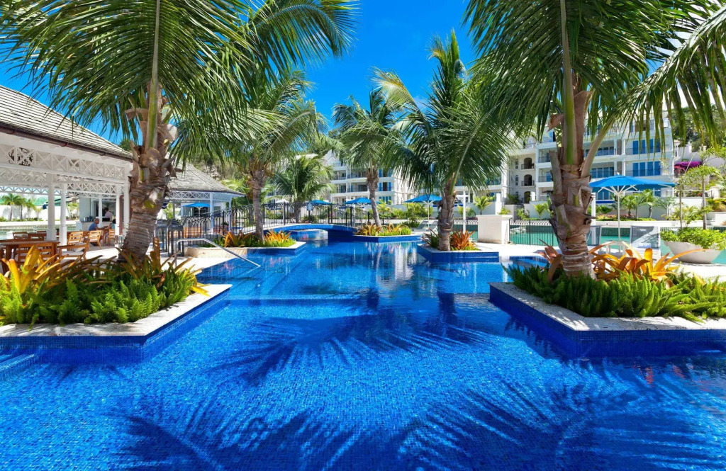 Port Ferdinand Marina & Luxury Residences