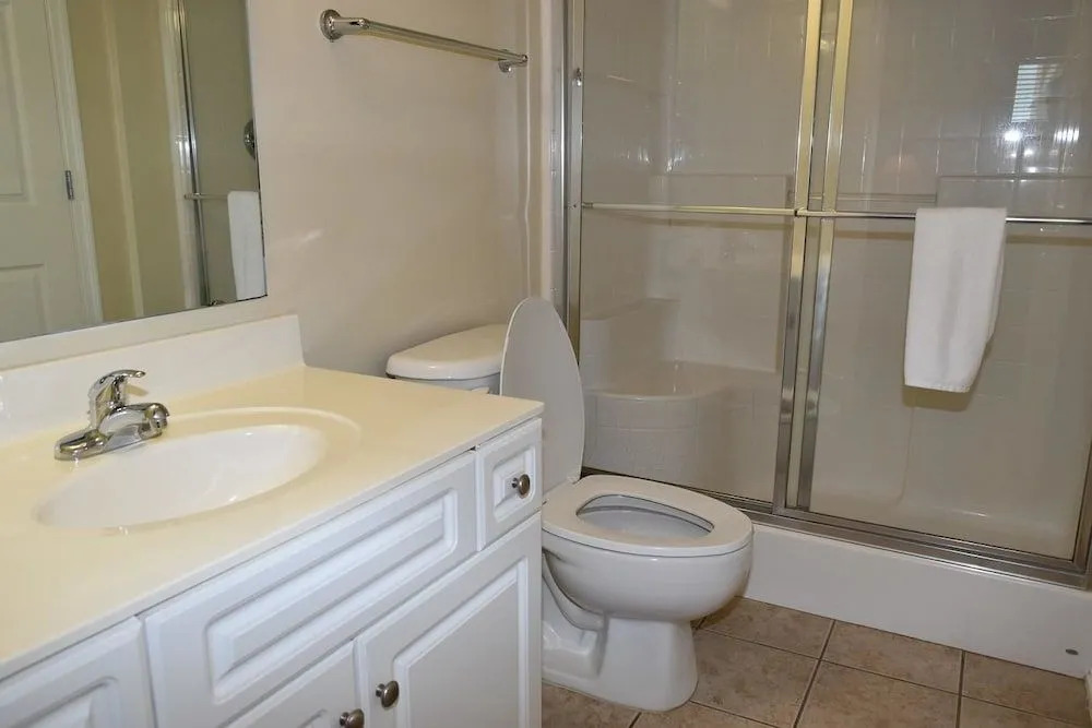 Blue Water Keyes 706 - 3 Br Condo
