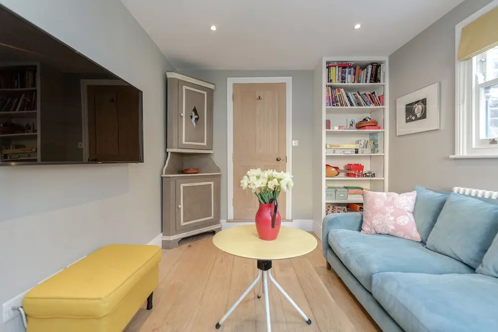 Vauxhall Oasis - 3 Bed House by BaseToGo