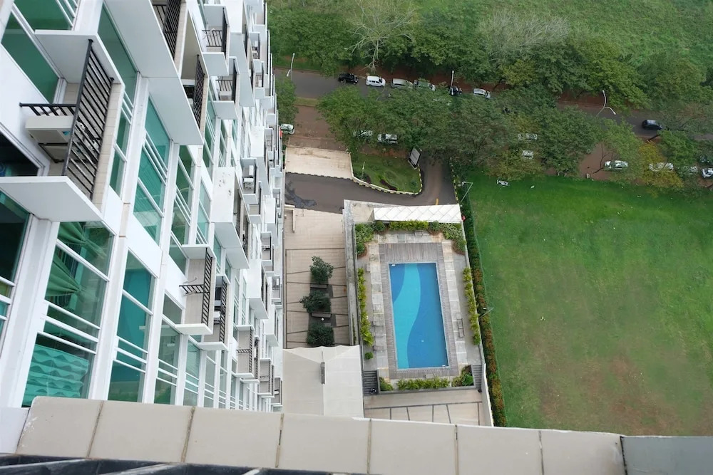 Comfortable 1BR Tree Park Apartment