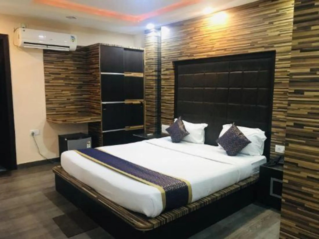 Hotel Ashoka Grand