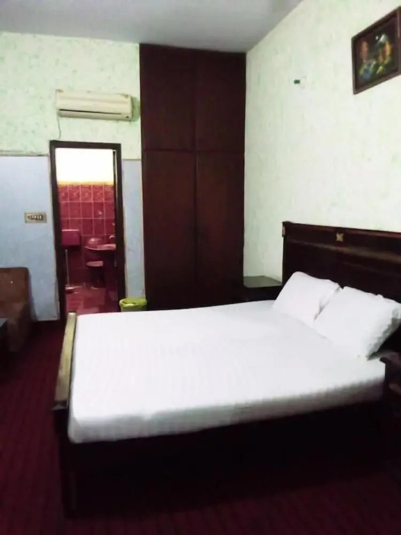 Royal palace hotel