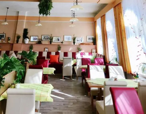 Traditionsgasthaus Goldener Löwe Riesa Restaurant & Pension