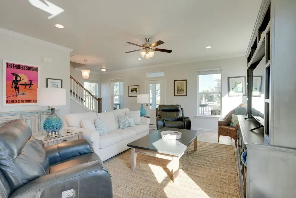 Endless Summer: Windmark Beach Home Steps to Shore