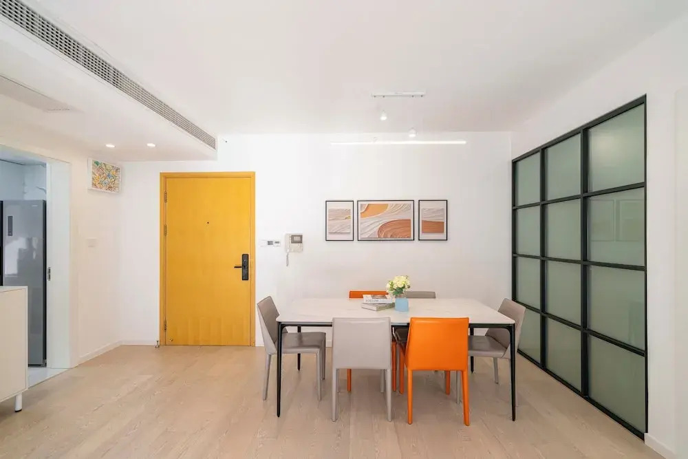 Tyms Xujiahui 2BR Apt Near Metro
