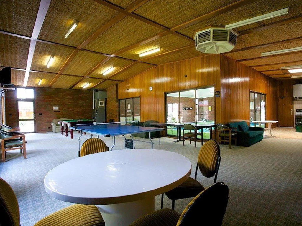Golden Grain Motor Inn