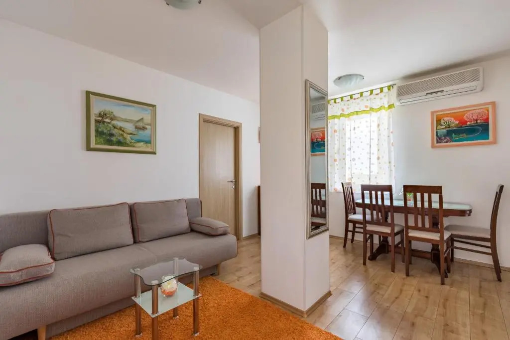 Apartment Cvita