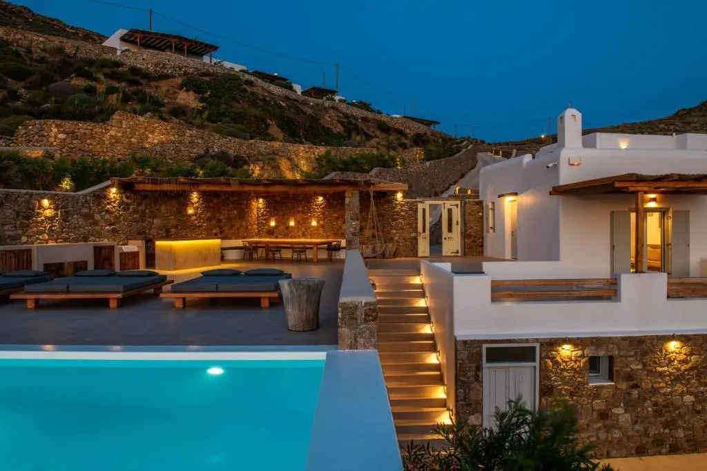 Halu Luxury Villa - 3 Bedroom