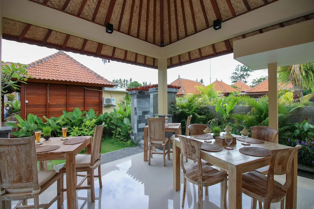 Airy Sukawati Kemenuh Raya Sumampan Bali