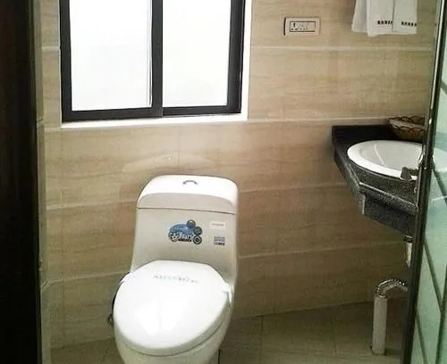 Liang Guang Business Hotel- Guilin