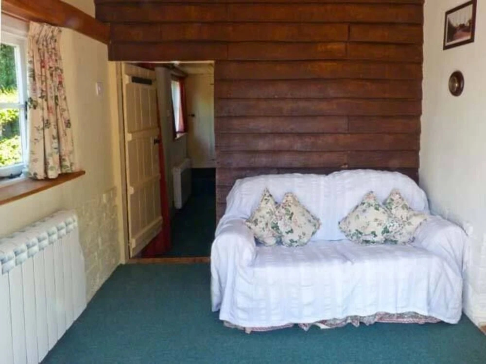 5 Forge Cottages