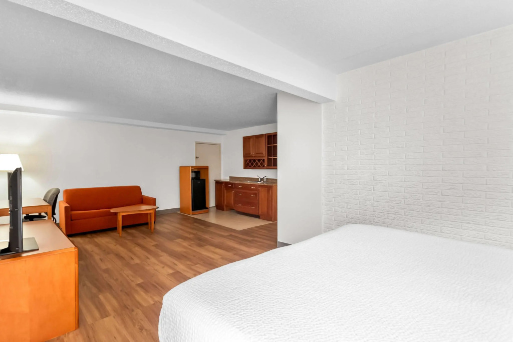 Travelodge by Wyndham Winchester