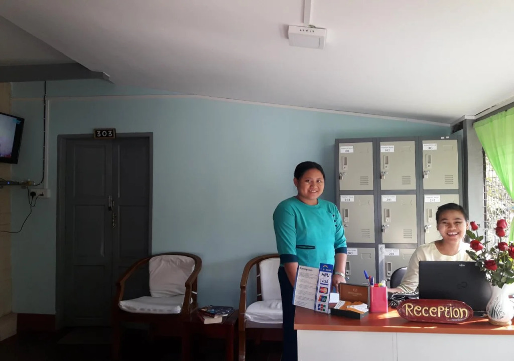 Kyaw Ngapali Lodge